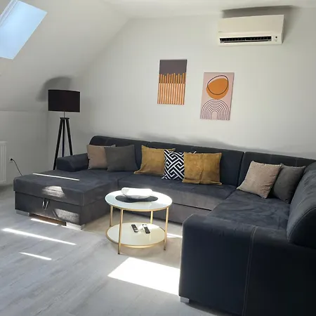 Afrodita - Historic Centre Apartament Trnawa